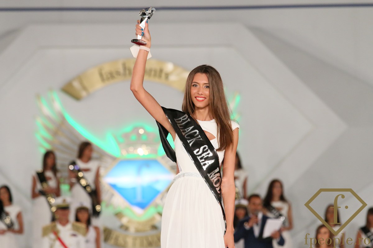 castigatoare_fashiontv_black_sea_model_awards2014-464.jpg