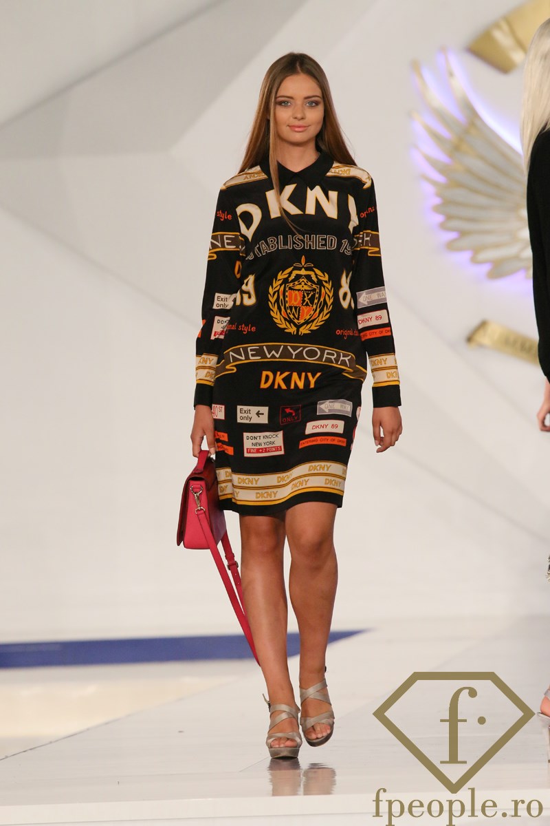 sport_couture_fashiontv-270.jpg